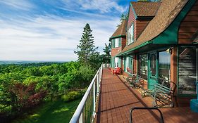 Far Horizons Luxury Vacation Home